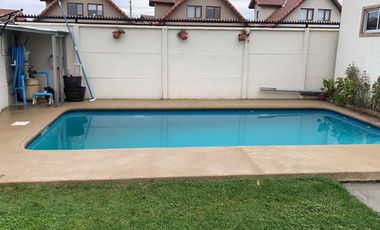 Casa 2 Pisos con Piscina | 3D-3B | Quilamapu, Chillán