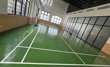 Perfect for 6 Peeps Prime location in Newport City, Pasay City