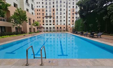Perfect for 6 Peeps Prime location in Newport City, Pasay City