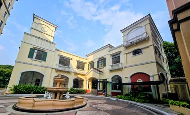 Perfect for 6 Peeps Prime location in Newport City, Pasay City