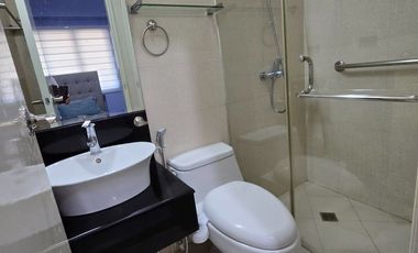 Perfect for 6 Peeps Prime location in Newport City, Pasay City