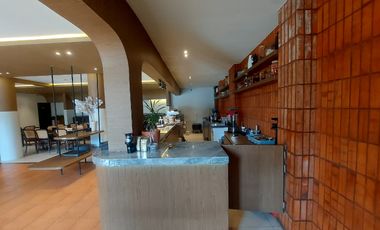 Restoran dan Tempat Usaha Siap Pakai di Lahan Komersial Jl. Antasari, Cilandak
