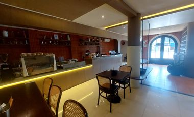 Restoran dan Tempat Usaha Siap Pakai di Lahan Komersial Jl. Antasari, Cilandak