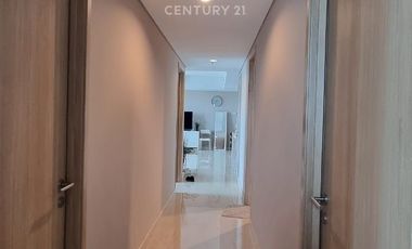 Apartemen Mewah Holland Village Cempaka Putih – 4+1BR, Full Furnish, View Danau & City