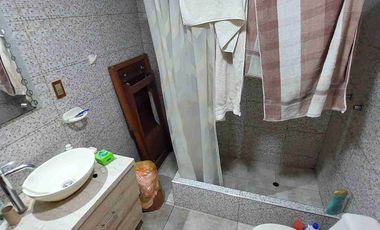 Se vende casa en Surco 4 pisos
