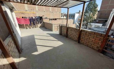 Se vende casa en Surco 4 pisos