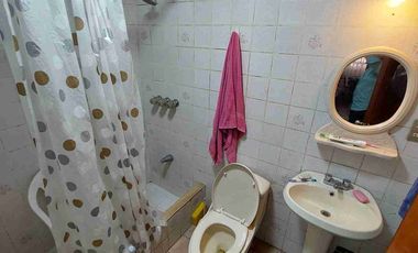 Se vende casa en Surco 4 pisos