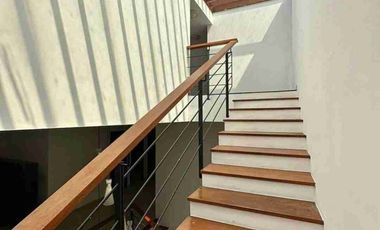 FOR SALE CILANDAK - FATMAWATI
MODERN TROPICAL HOUSE
POSISI HOEK