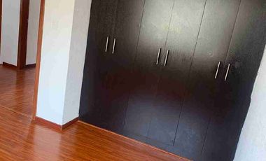Se vende amplia casa a pocos metros Hipermercados Coral