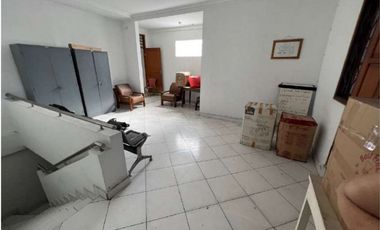 Ruko dan Rumah 2 Lantai Dijual, di Gunung Agung, Denpasar Barat Area