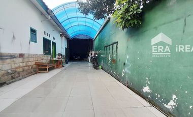 RUANG USAHA DAN RUMAH DIJUAL SOLO TIMUR DEKAT PALUR PLAZA DAN PASAR PALUR