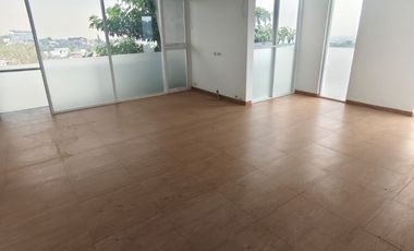 RUMAH MINIMALIS MODERN 3 LANTAI BARU RENOVASI SIAP HUNI DI DAGO RESORT BANDUNG