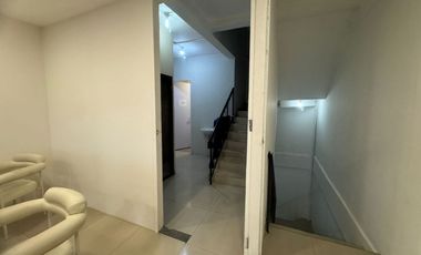 Jual Murah Ruko Strategis Dekat Stasiun di Pusat Kota Gubeng, Surabaya Pusat