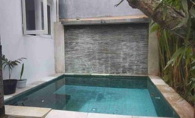 dijual villa 3 bedroom Kawasan Taman Sakura dekat hotel Ayana jimbaran Badung Bali