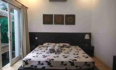dijual villa 3 bedroom Kawasan Taman Sakura dekat hotel Ayana jimbaran Badung Bali