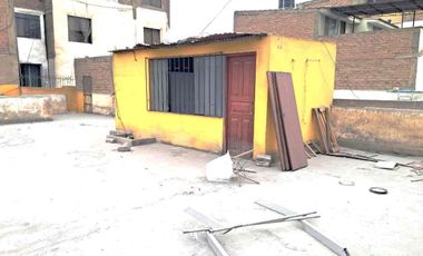 SE VENDE CASA EN SALAMANCA - FRENTE A PARQUE ) ATE