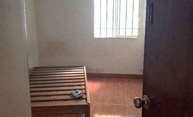SE VENDE CASA EN SALAMANCA - FRENTE A PARQUE ) ATE