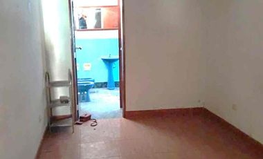 SE VENDE CASA EN SALAMANCA - FRENTE A PARQUE ) ATE