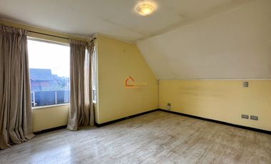 Casa. Gran Oportunidad en Barrio Inglés. Venta o Arriendo