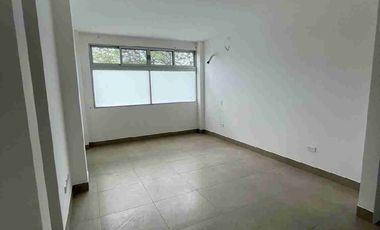 Departamento de Alquiler en Urb. Puerta al Rio Km 2.5 Samborondón