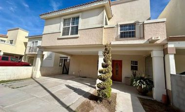 Casa en venta fraccionamiento la Sarzana cerrada Trento