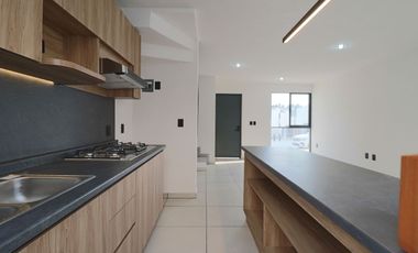 CASA EN RENTA EN RESIDENCIAL REAL CASTILLEJO