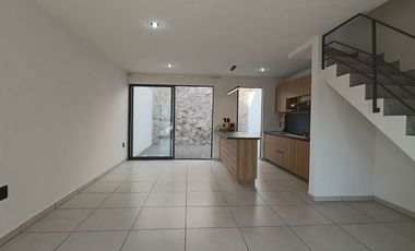 CASA EN RENTA EN RESIDENCIAL REAL CASTILLEJO