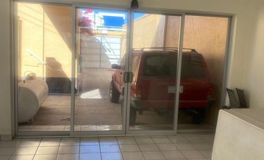 ALTAVISTA CASA DE UNA PLANTA CON 4 RECAMARAS AMPLIO JARDIN CON ASADOR Y SOTANO