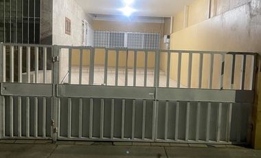 ALTAVISTA CASA DE UNA PLANTA CON 4 RECAMARAS AMPLIO JARDIN CON ASADOR Y SOTANO