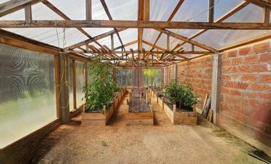 SE VENDE TERRENO CON CASA DE CAMPO EN OXAPAMPA CON VISTA Y SALIDA AL RIO CHOROBAMBA Y CON PARCELA AGRICOLA