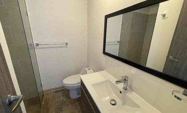 se arrienda casa de un piso
