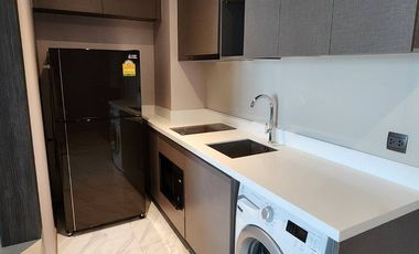 Next to Park Lane | Only 280 meters to BTS Ekkamai! For Sale: Rhythm Ekkamai Condo by AP Thailand 35.5 sq.m | High Floor (21st Floor) |