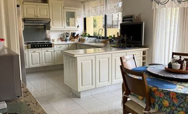 Amplia residencia en venta Jardines en la Montaña