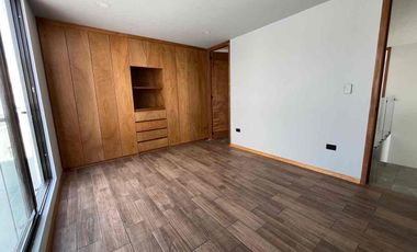 Casa en Esquina en Venta Parque México Lomas de Angelópolis, con Doble Altura y Roof Garden
