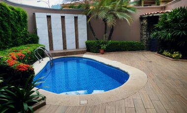 Casa amoblada de alquiler en la Urbanización Ciudad Colón, 4 dormitorios