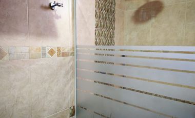 Casa amoblada de alquiler en la Urbanización Ciudad Colón, 4 dormitorios