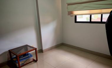 Casa amoblada de alquiler en la Urbanización Ciudad Colón, 4 dormitorios