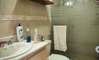 Casa amoblada de alquiler en la Urbanización Ciudad Colón, 4 dormitorios