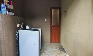 Casa amoblada de alquiler en la Urbanización Ciudad Colón, 4 dormitorios