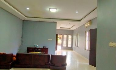 Rumah Hook 2,5 Lantai di Citra Garden 2 Ext Sudah Renovasi