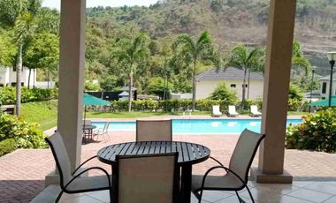 Alquilo villa en Bosques de la Costa Etapa Cimas