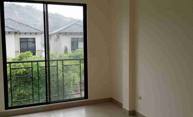 Alquilo villa en Bosques de la Costa Etapa Cimas