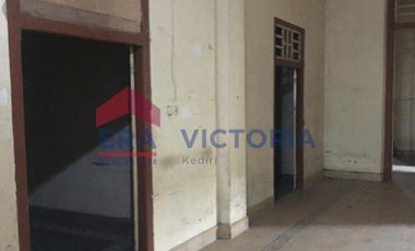 Rumah + Gudang Luas Di Mojoroto Kota Kediri Lokasi Strategis Akses Jalan Raya Dekat Terminal Kediri