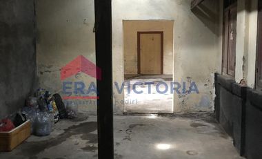 Rumah + Gudang Luas Di Mojoroto Kota Kediri Lokasi Strategis Akses Jalan Raya Dekat Terminal Kediri