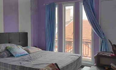 Rumah Kokoh 2 lantai Murah di bawah harga Pasar dekat Masjid Al Akbar Munjul Jakarta Timur