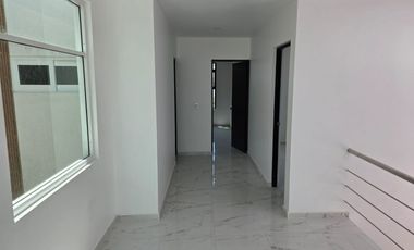 CASA EN VENTA EN ACTOPAN, GUZMAN MAYER 1