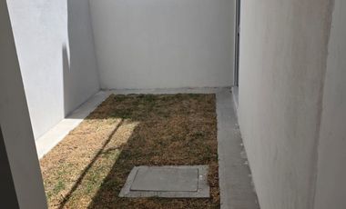 CASA EN VENTA EN ACTOPAN, GUZMAN MAYER 1
