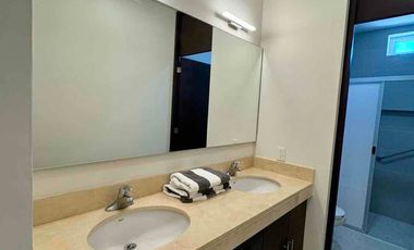 TOWNHOUSE AMUEBLADO EN RENTA EN LA COLONIA CAMPESTRE