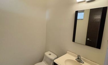TOWNHOUSE AMUEBLADO EN RENTA EN LA COLONIA CAMPESTRE
