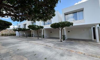 TOWNHOUSE AMUEBLADO EN RENTA EN LA COLONIA CAMPESTRE
